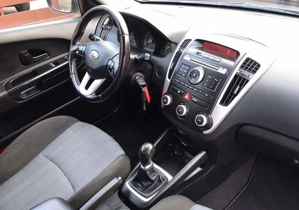 Kia Ceed cena 17600 przebieg: 254672, rok produkcji 2010 z Jastarnia małe 79